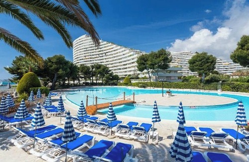 Villeneuve Loubet Beach Apartment | Homerez - Studio in Villeneuve-Loubet