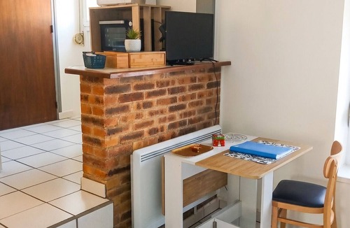 Sedan Apartment | Homerez - Studio in Sedan