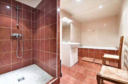 Belvezet House | Homerez - Welcoming house in Belvezet with garden and terrace
