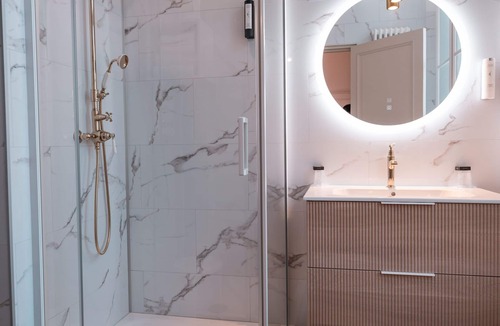 Ay Hotel | Hotel Castel Jeanson