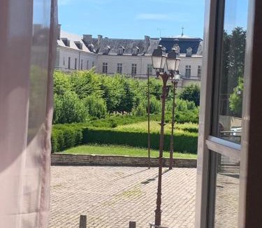 Tonnerre Hotel | Hotel du Centre - Restaurant le P'tit Gourmet