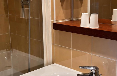 La Richardais Hotel | Hotel Kyriad Saint-Malo Ouest-Dinard