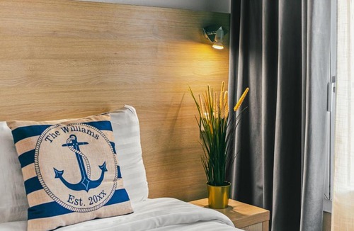 Menton Hotel | Hotel Parisien