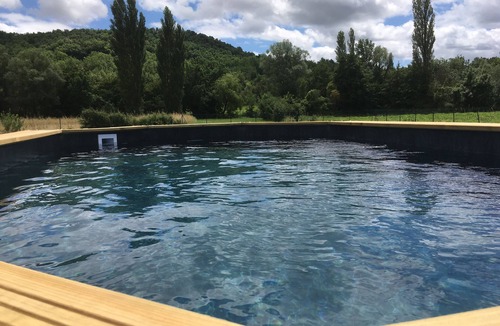 Saint-Daunes House | HOUSE 3 MINUTES FROM MONTCUQ WITH SWIMMING POOL AND LARGE ENCLOSED GARDEN