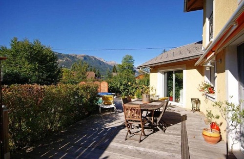 Barcelonnette Villa | House 4*, swimming pool, 6 to 10 pers. cycling, hiking, families, ski, golf