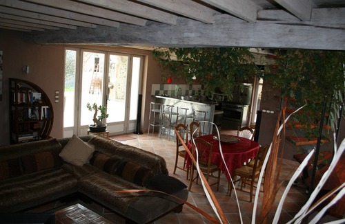 Gan House | HOUSE AT THE FOOT OF THE PYRENEES