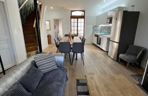 Chalons-en-Champagne House | House bord de Marne 10 persons with swimming pool and jacuzzi