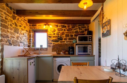 Plurien House | House for 2 guests with enclosed garden in Plurien | Ref 206