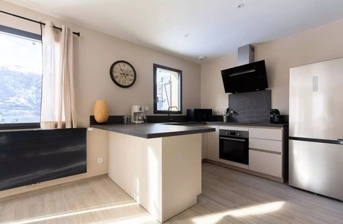 Peyragudes Villa | House for 7 People in Loudenvielle with Wi-Fi