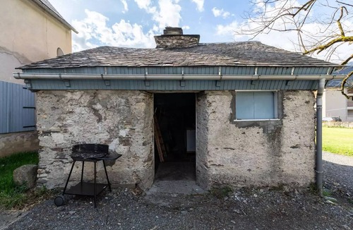 Peyragudes Villa | House for 8 people in Genos, near the lake; free Wi-Fi