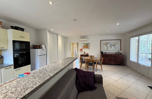 Castelnau-d'Estretefonds House | House 65 M2, with veranda 20m2. quiet comfort 20 min from Toulouse.