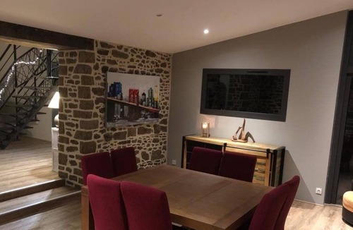 Saint-Pierre-de-Plesguen House | House full of charm near the corsair city, jacuzzi under glass roof