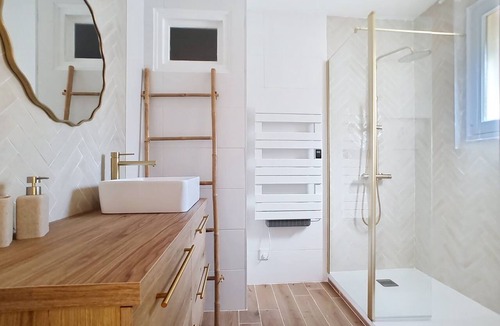 Real House | House in Formigueres Real with a sunroom, game room, and a terrace with a fire pit