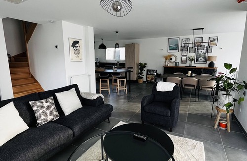 Ploubalay House | House in housing estate on the emerald coast