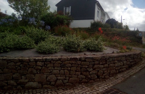 Plelo House | house near shops, small echo of the pond Mode 5 ha 15 minutes from the sea, hiking