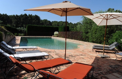 Le Castellet Villa | House of character for 1-13 people