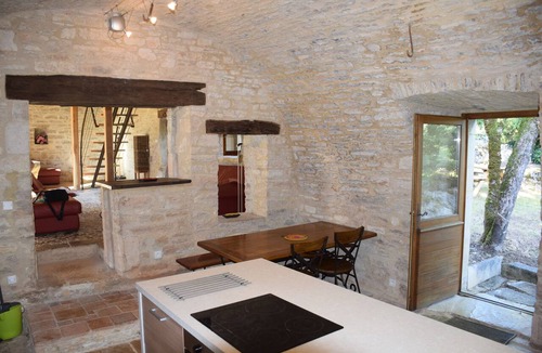 Montgesty House | House of Quercy stone bread oven and wine press of the 18th century