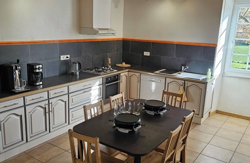 Puymaurin House | House Rental with Pool, 1 Hour from Toulouse (Vacation Rental or Birthday Party)