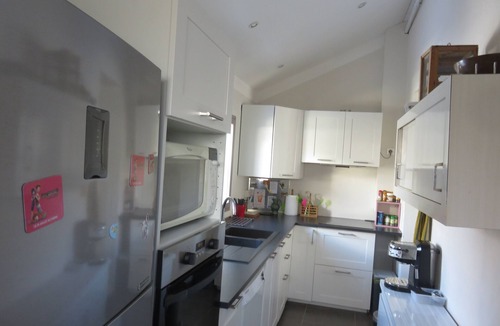 Cauterets House | House sleeps 6, 5 minutes to 10 minutes walk from the thermal baths and cable cars,