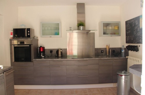 Besse-sur-Issole Villa | House - Villa of 150 m2 for 8 people in an enclosed garden of 3300m2