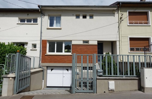 Quartier Beauregard-Boufflers-Buthegnemont-Boudonville House | House with garden close to town center, with EV charging station