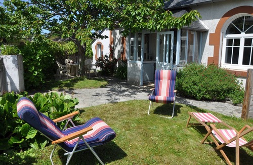 Tredrez-Locquemeau House | House with sea view, 150m from the beach