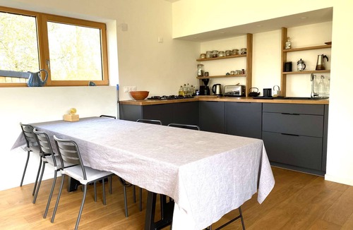 Perros-Guirec House | House with WIFI, garden, 900m from the beach of Trestraou in PERROS-GUIREC