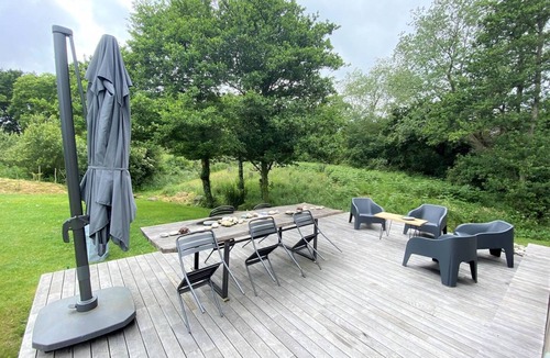 Perros-Guirec House | House with WIFI, garden, 900m from the beach of Trestraou in PERROS-GUIREC