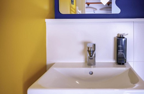 Reims Hotel | ibis budget Reims Parc Des Expositions