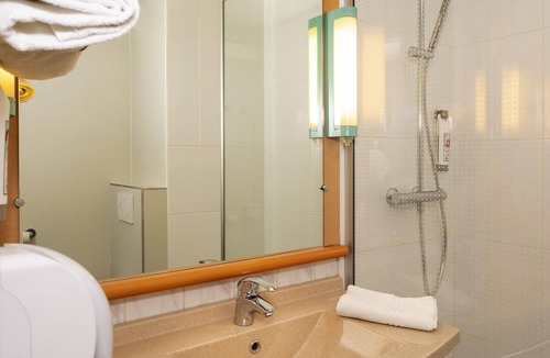 Saint-Die Hotel | ibis Saint Die Des Vosges