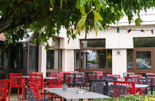 Blagnac Hotel | ibis Toulouse Aeroport