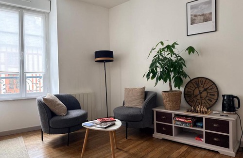 Lamballe Apartment | Idéal couple & pro centre calme, wifi, proche gare