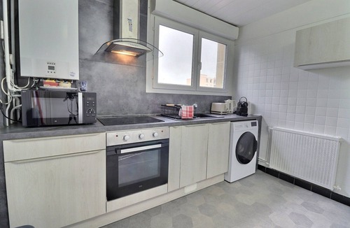 Troyes Apartment | ideal PRO/family*3 bdr*Comfort*balcony*WiFi