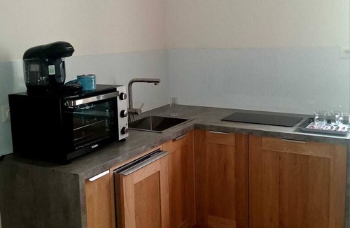 Naucelle Apartment | Ideal self-contained apartment in a charming house in the center of town