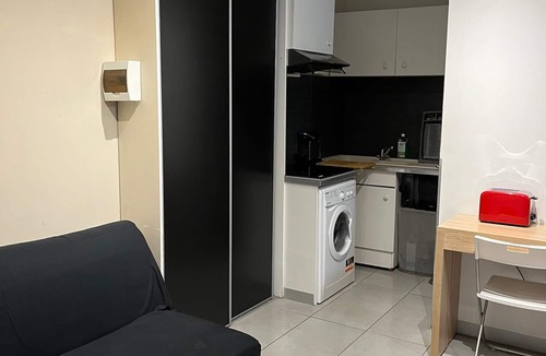Mont Duplan Apartment | Ideally located apartment, Nîmes center, renovated