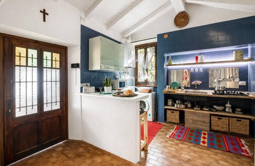 Nocco Apartment | Il Nido del Ciabattino in old town, Gignese, Italy
