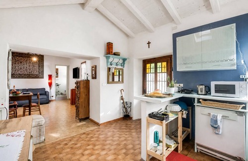 Nocco Apartment | Il Nido del Ciabattino in old town, Gignese, Italy