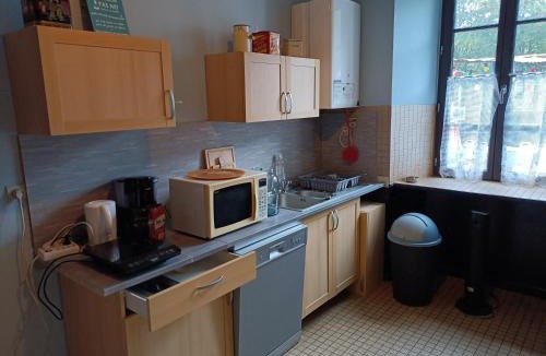 Hede Bed & Breakfast | Ille Flottante, Maison éclusière et hébergements insolites sur le canal