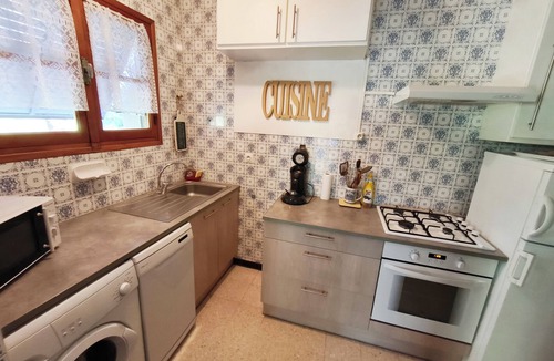 Balazuc House | In Balazuc: rental for two people, Translatour