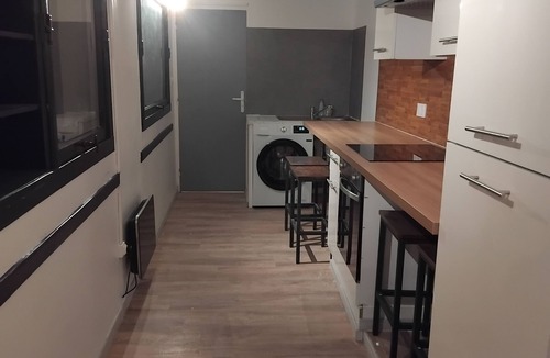 Cholet Apartment | In the Beautiful Garden: Spacious accommodations right in the heart of Cholet.