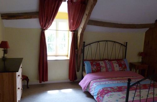 Plouguenast House | In the nature, along the river with sport activities and swimming pool