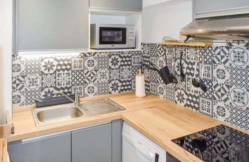 Bayonne Apartment | In this vacation apartment in a central location, the vacation becomes a pleasure.
