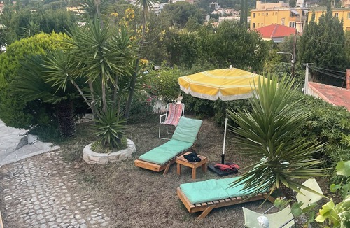 Cassis Apartment | In villa center, air-conditioned, T3 80 M2 terrace/garden + parking 4/5 people