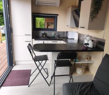 Saint Laurent de la Pree Apartment | Insolite - Conteneur amenagé