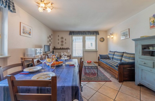 Chamonix City Centre Apartment | Jardins d'Androsace 1er/in Center of Chamonix, Balcony & Parking, Chamonix, France