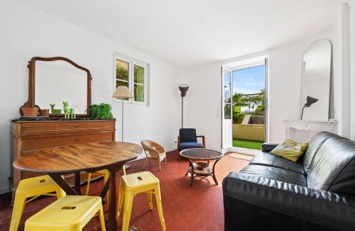 Riquier House | Jardins Villa Papyrus