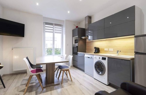 Vittel Apartment | Jean Reno