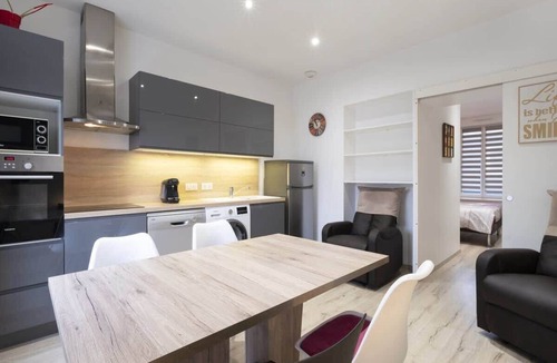 Vittel Apartment | Jean Reno