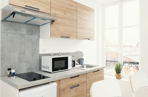 Old Town Apartment | Jeanne D'Arc residence, Troyes