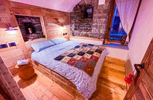Magneaz-Palouettaz Apartment | JOIVY Modern family chalet with stunning mountain views